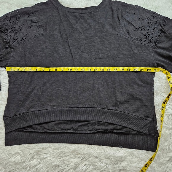 Umgee Women's Black Top‎ with Eyelet Shoulder Detail. Size S - Picture 5 of 6